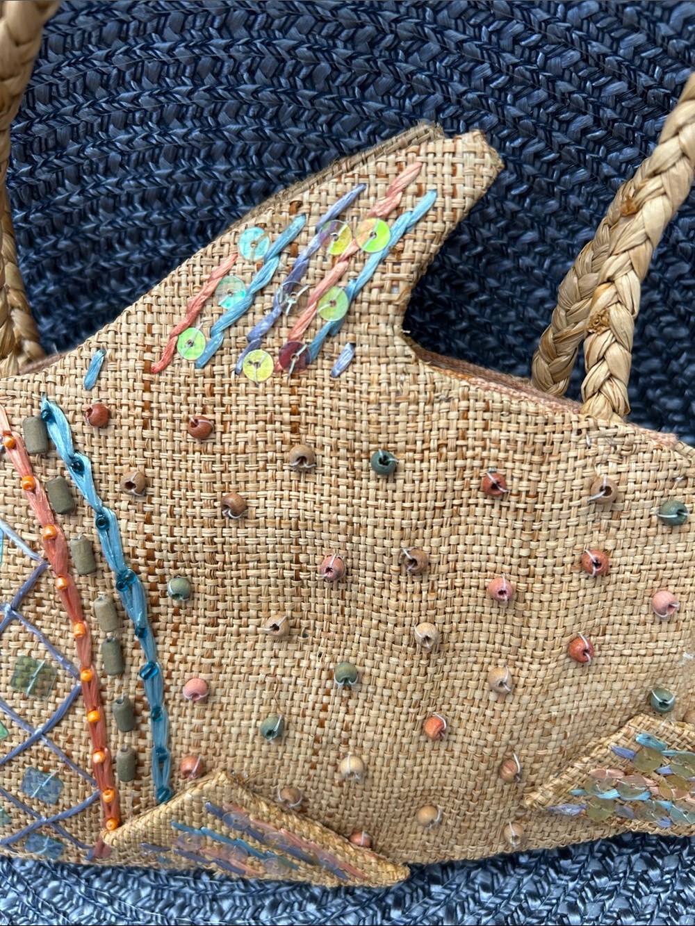 Cappelli Straworld Beaded Fish-Shaped Straw Purse in Natural and Turquoise-NWOT - Picture 4 of 10